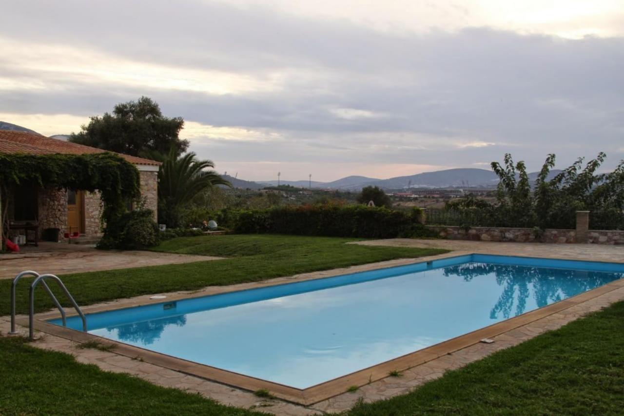 Ellie's Stonehouse Gianapa, Porto Rafti, Greece, 190 03, Gr